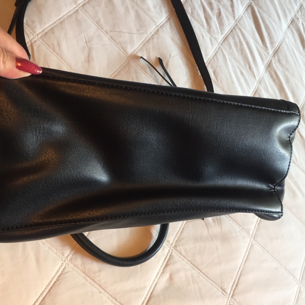 Nicole Miller black hand bag with straps - Picture 8 of 9